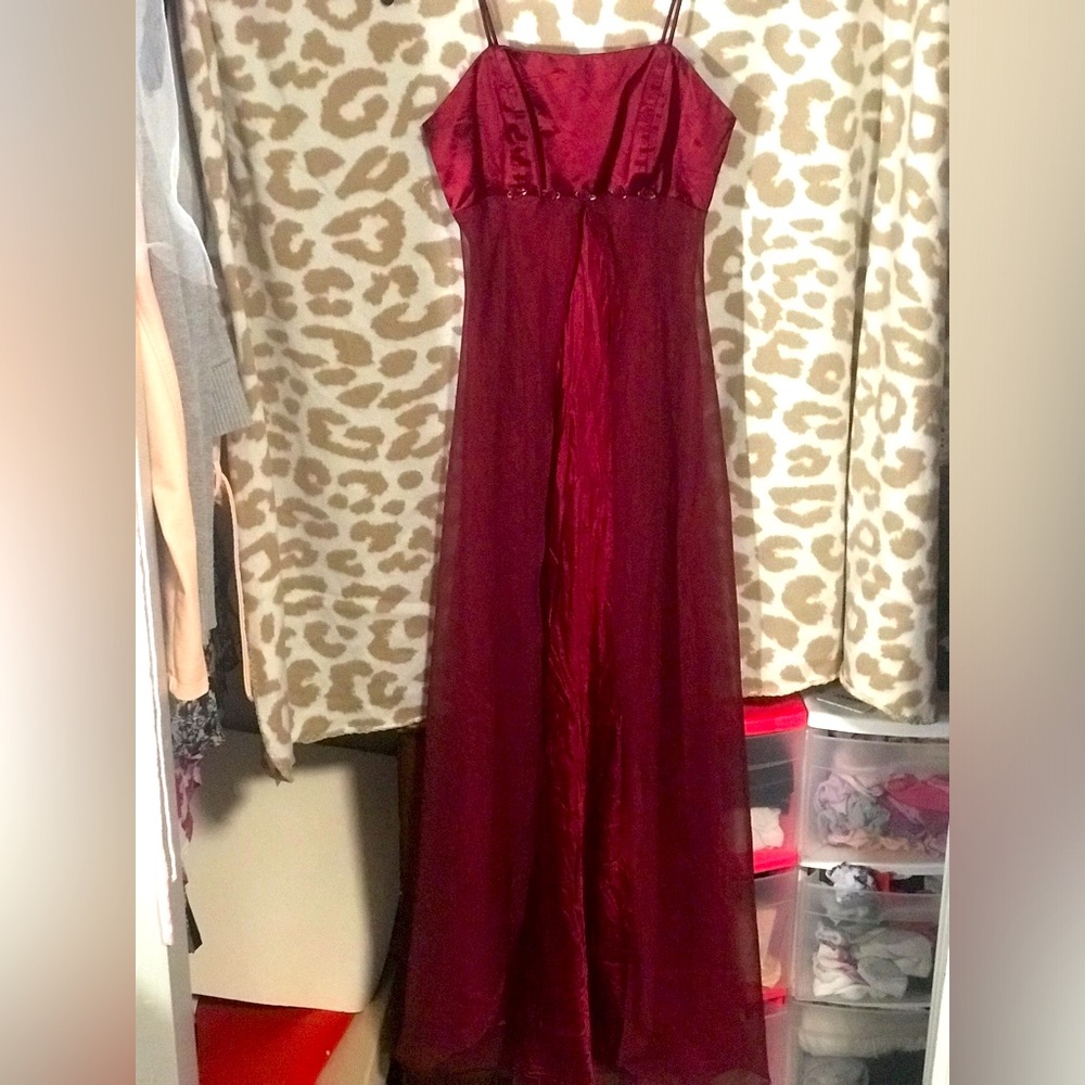 Gorgeous red dress :)